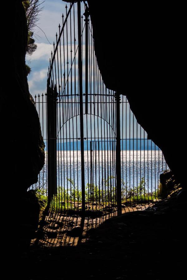 Hotel Kings Caves Glamping Torbeg Esterno foto