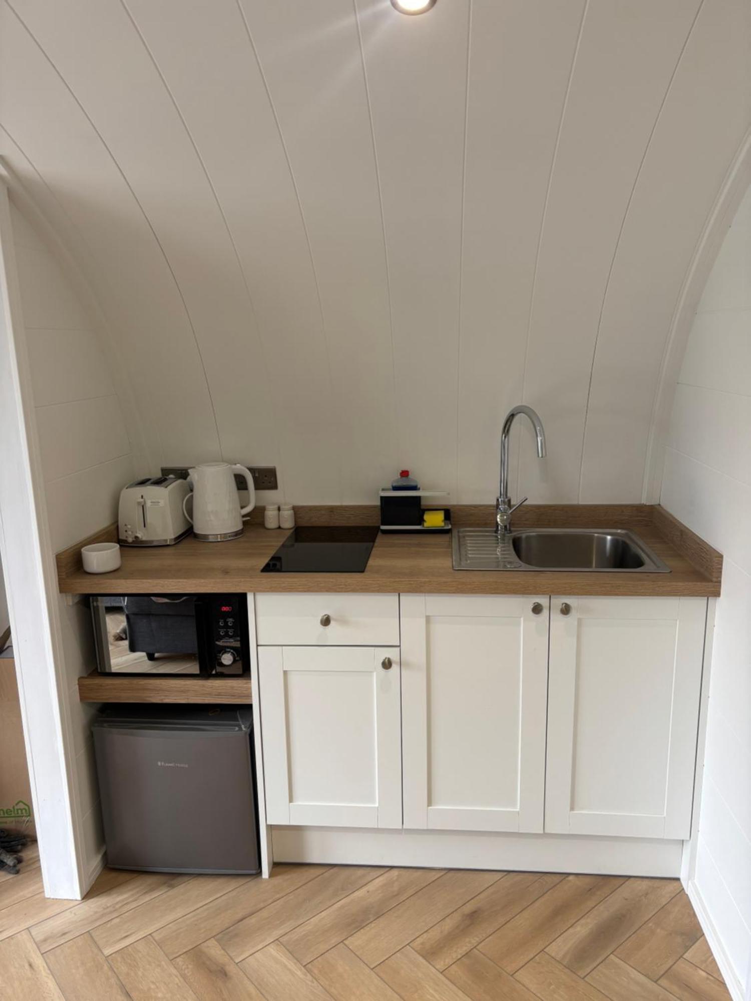 Hotel Kings Caves Glamping Torbeg Esterno foto